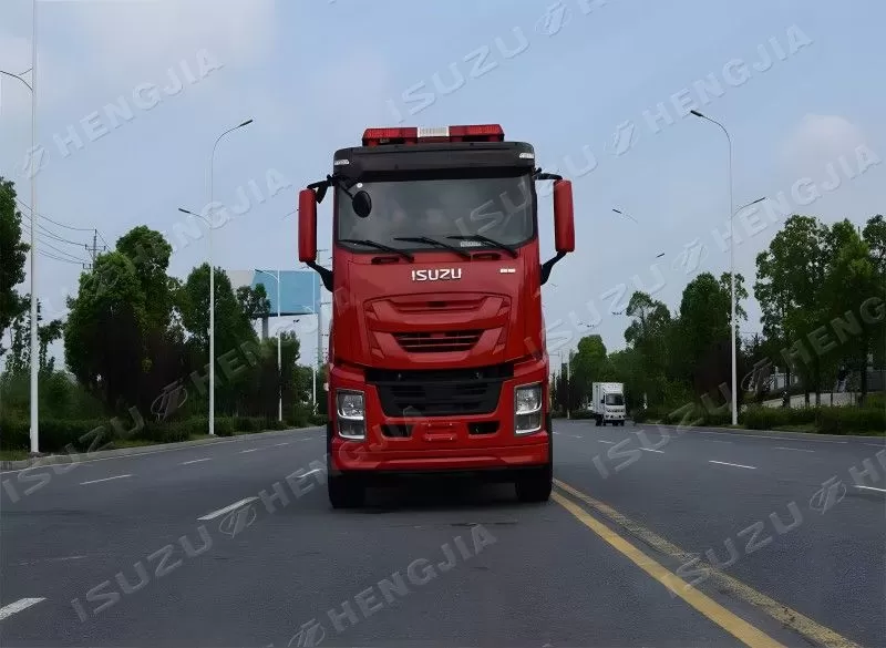 Camion de pompiers Giga VC66 8x4