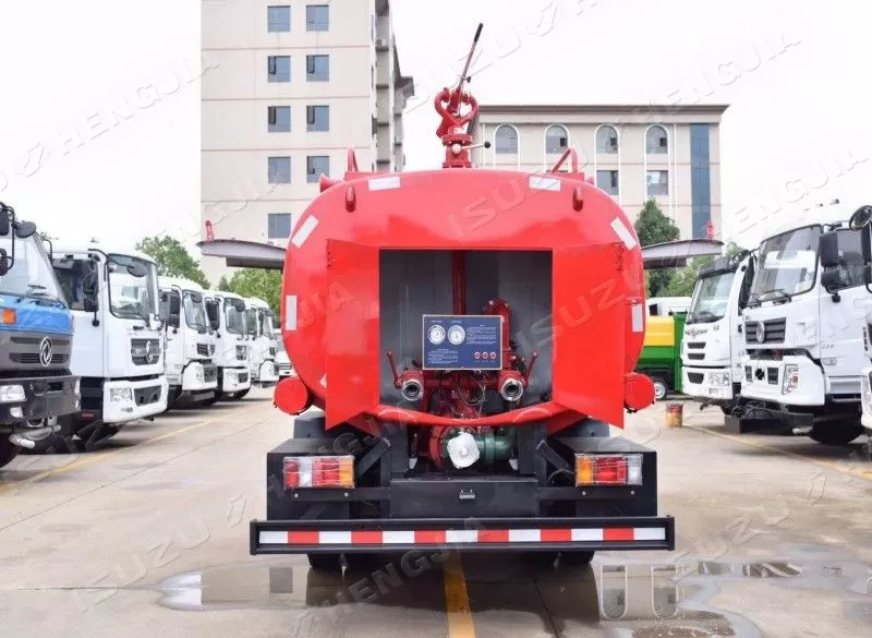 Camion de pompiers Giga VC66 8x4